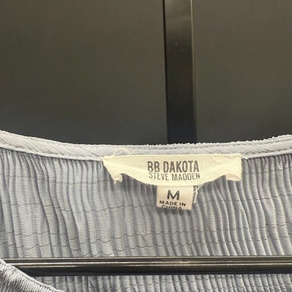 Steve Madden BB Dakota Past Lives Top - Picture 4 of 6